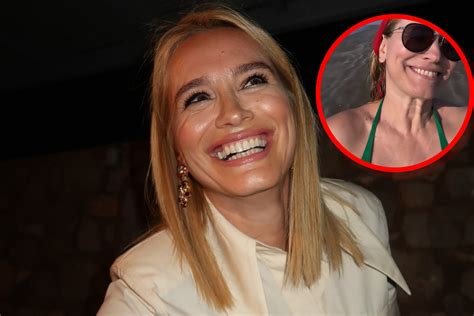 andreea esca în pizda goală|Imagini cu andreea esca in pizda goala .